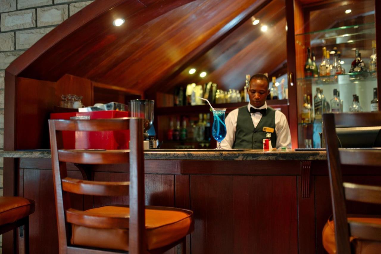 Kibo Palace Hotel Arusha Exterior photo