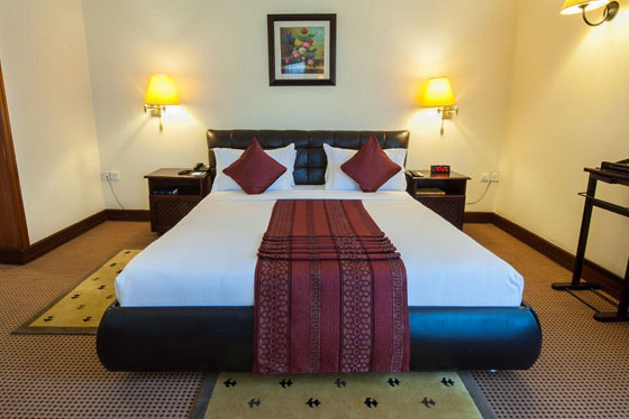 Kibo Palace Hotel Arusha Exterior photo