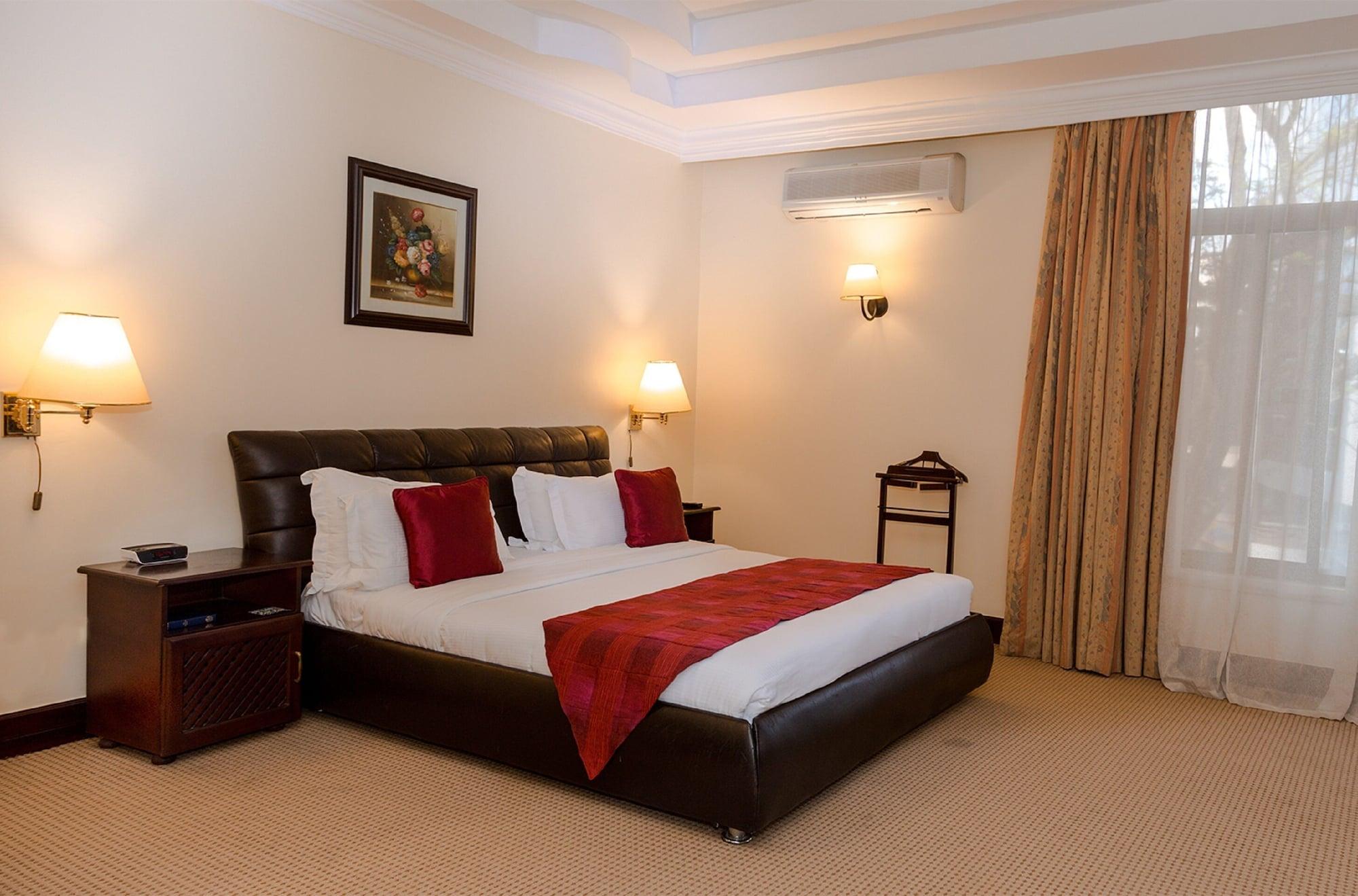 Kibo Palace Hotel Arusha Exterior photo